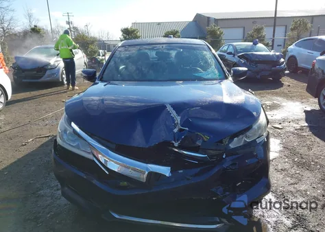 2016 Honda Accord Sport z USA, uszkodzony, nr VIN 1HGCR2F59GA123769